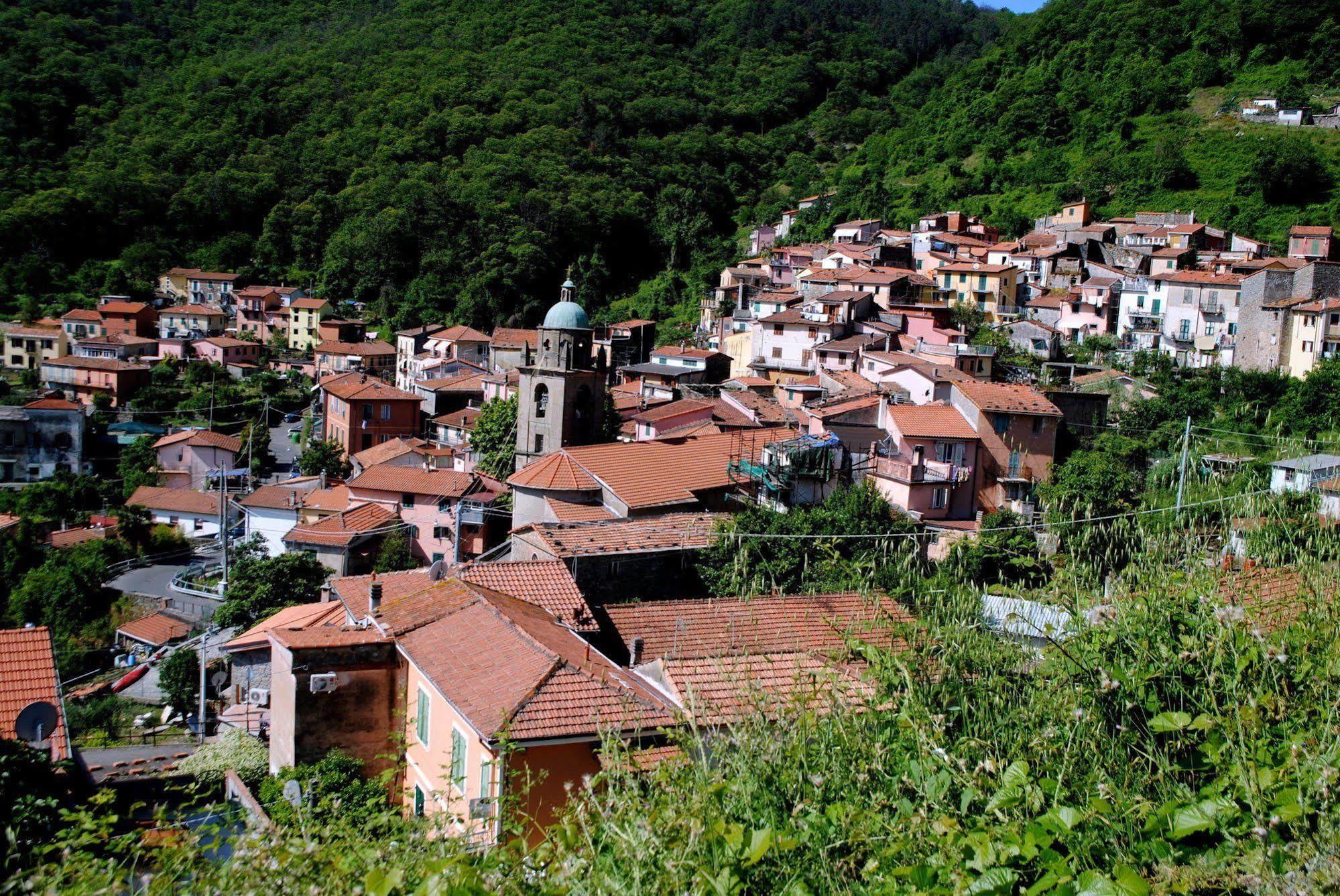 Ostello Tramonti Biassa Exterior foto
